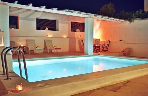 South Rhodes Villa | Beautiful Traditional bohemian style villa With HEATED, CHLOOR FREE pool