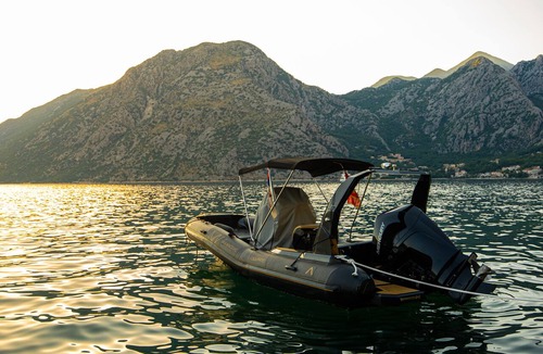 Kotor Old Town Villa | Beautiful Villa on seaside with luxury apartments and rooms. Breathtaking!