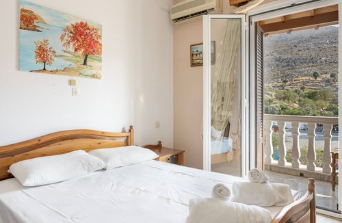 Kalymnos Apartment | Bed and Breakfast 'Room No 7' with Sea View, Wi-Fi and Air Conditioning