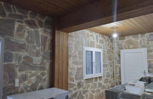Petries House | Bee happy