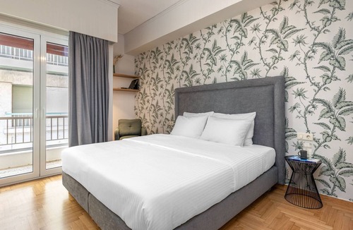 Kypseli Apartment | Beehive Ground in Athens