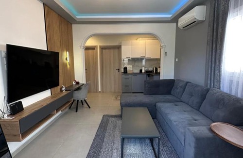 Karditsa Apartment | BelAir Luxury Living - 'The One Villa'