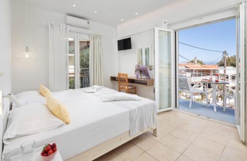 Benitses Hotel | Bella Vista Beach Hotel