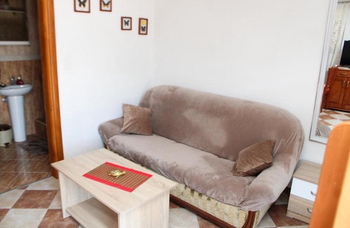 Kamenari Apartment | Bellora Studio House
