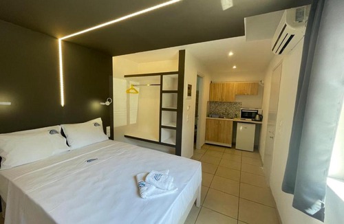 Benitses Hotel | Benitses Arches Hotel