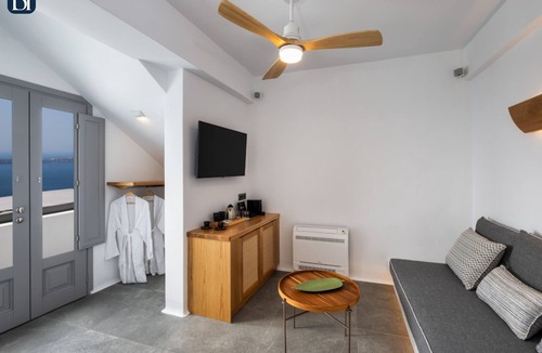 Imerovigli Villa | BH380 - R - Suite Santorini