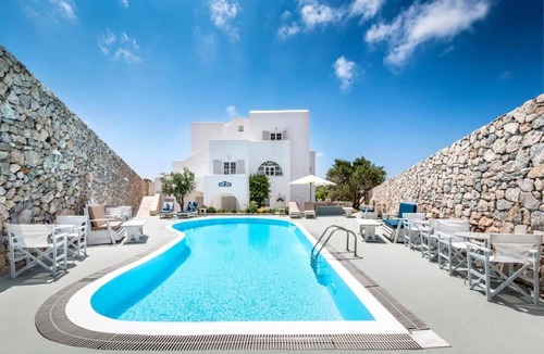Perissa Apartment | BH849 - C - Suite Santorini