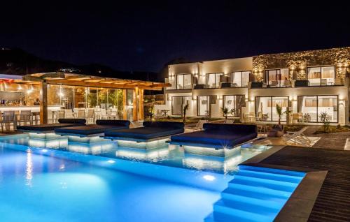 Plintri Hotel | Bianco a Nero Mykonos