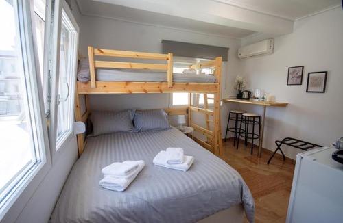 Papagou-Holargos Apartment | Birdhouse Apartment Athens