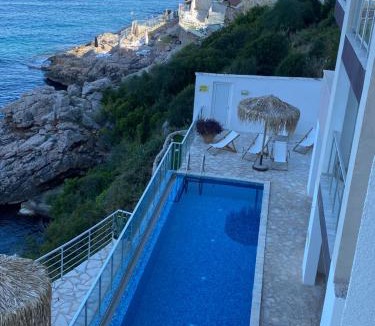 Dobra Voda Apartment | Biser mora