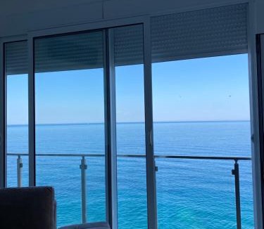 Dobra Voda Apartment | Biser mora