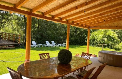 Bijelo Polje House | Bisland