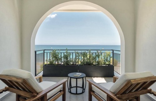 Zakynthos Town Hotel | Bitzaro Boutique Hotel