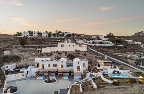 Imerovigli Apartment | Blé Suites Santorini
