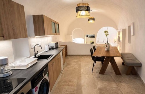 Episkopi Gonias Apartment | Black Lithos Residences