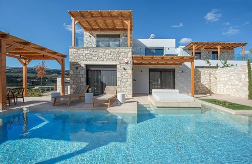 Houdetsi Villa | Black Olive Villas