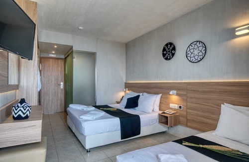 Melissi Hotel | Black & White Resort