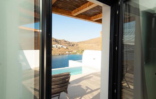 Kithnos Hotel | Ble Kythnos Suites