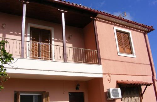 Mystras House | Blue and Green Guesthouse