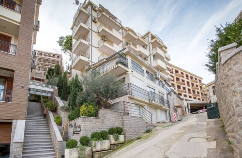 Babin do Apartment | Blue Apartment w/balcony + sea view