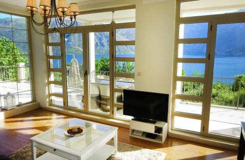 Prcanj Apartment | Blue Bay 2 bedroom apartment