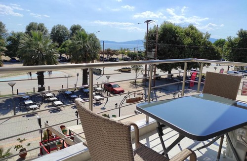 Paralia Ofryniou Apartment | Blue Beach Apartments