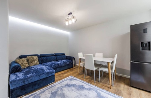Tirana Apartment | Blue Central Apartment | Walk to Tirana Center by PikHost