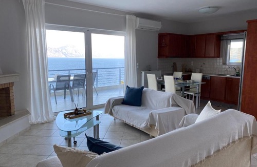 Theologos Apartment | Blue Deck Theologos