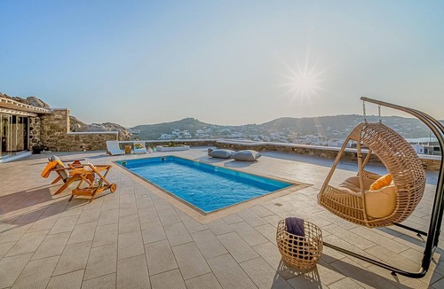 Psarou Villa | Blue Pearl Dreamy 4BR Villa by the Sea