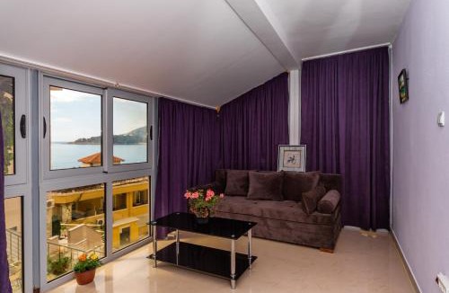 Rafajlovici Apartment | Blue sea apartments by ArniCare