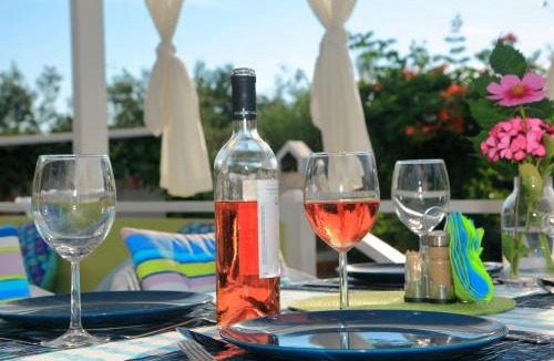 Agios Matthaios House | BLUE SKY COTTAGE, Kanouli beach