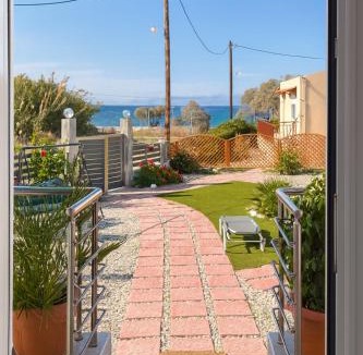 Soroni House | Blue waves house 1
