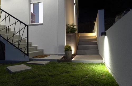 Lepetane Apartment | Blue Yard