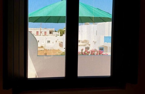 Antiparos Apartment | Bluewaves Antiparos Sunstone Terrace House