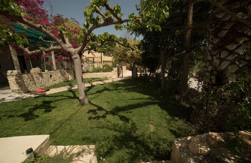 Pitsidia Apartment | BODIKOS HOUSE WITH POOL