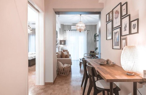 Kinosargous Apartment | Bohemian Chic 1BR Apartment in the Heart of Athens