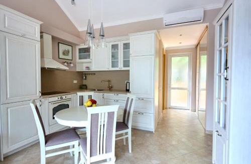 Orahovac Apartment | Boka Kotorska Apartmani