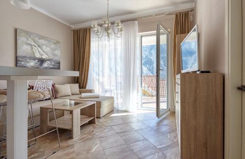 Orahovac Apartment | Boka Side Apartment
