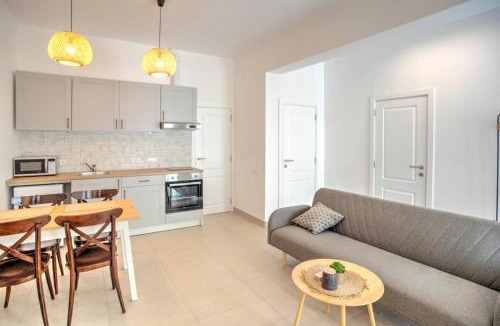 Bijela Apartment | BOKELJSKI CVIJET apartmani