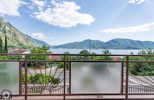 Orahovac Apartment | Bonaca Apartments