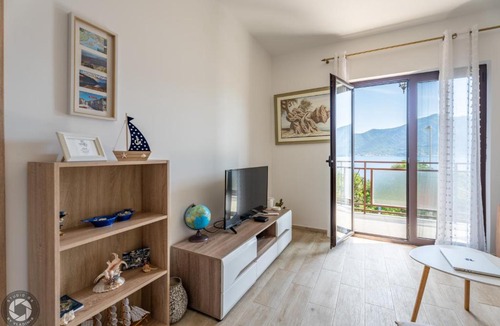 Orahovac Apartment | Bonaca Apartments