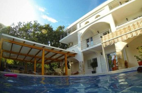 Zgrade House | Bonaca