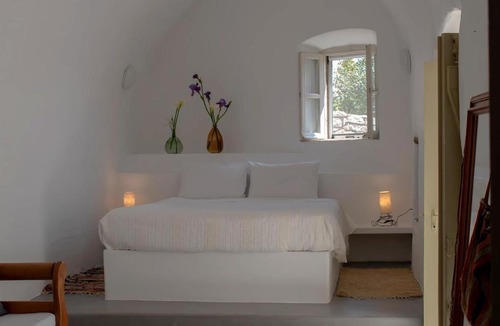Aroniadika House | Borantza stone house