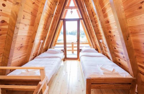 Plav Apartment | Boskovic Ethno Village - Cozy Wooden Cottage 1