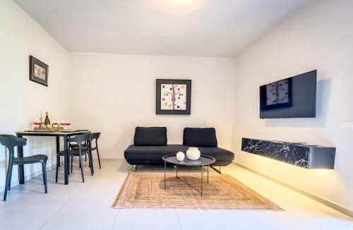 Xilokeratidi Apartment | Boutique Cycladic Houses - Elegant & Private Stays Near Of The Beach