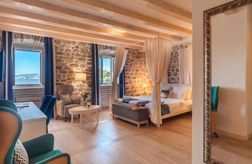 Kamenari Hotel | Boutique Heritage Hotel Blanc & Bleu - Capitano