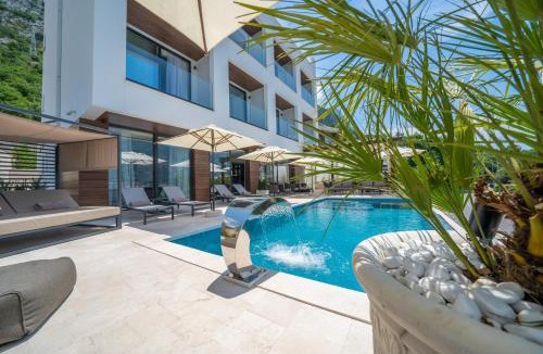 Dobrota Hotel | Boutique Hotel R Palazzo