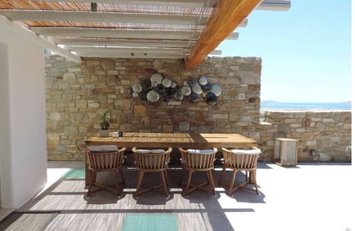 Mykonos Town Villa | Boutique Mykonos Villa | Heated Hot-Tub | Villa Heart | Wonderful views
