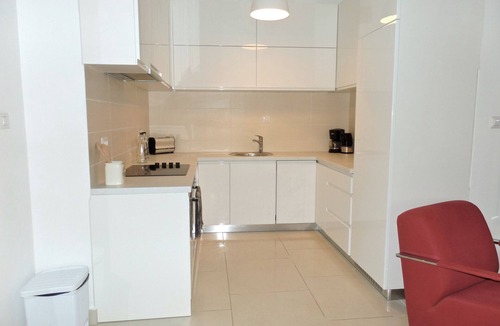 Donji Morinj Apartment | Brand New Apartment With Private Garden