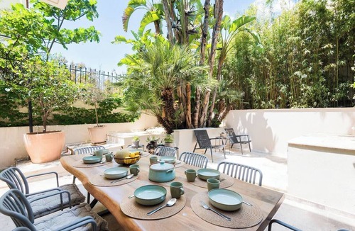 Voula House | Bright and luxurious family Home in Voula